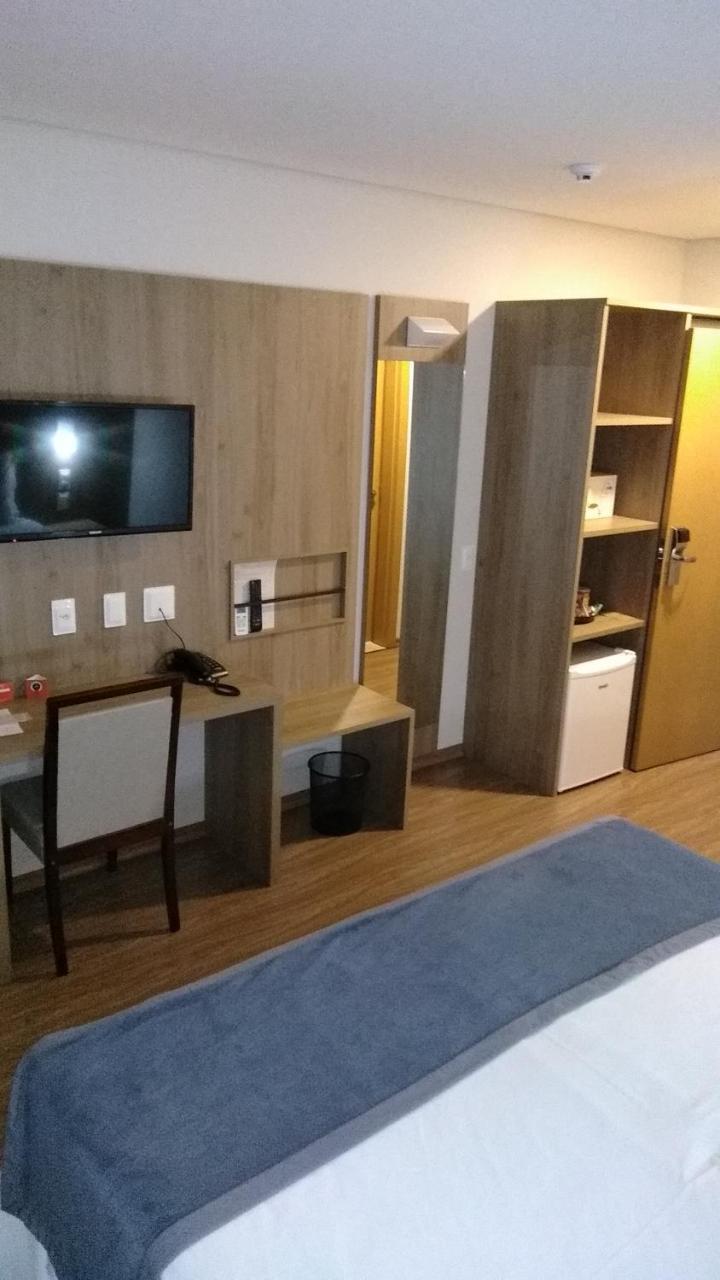 Ives Hotel Коста-Рика Экстерьер фото